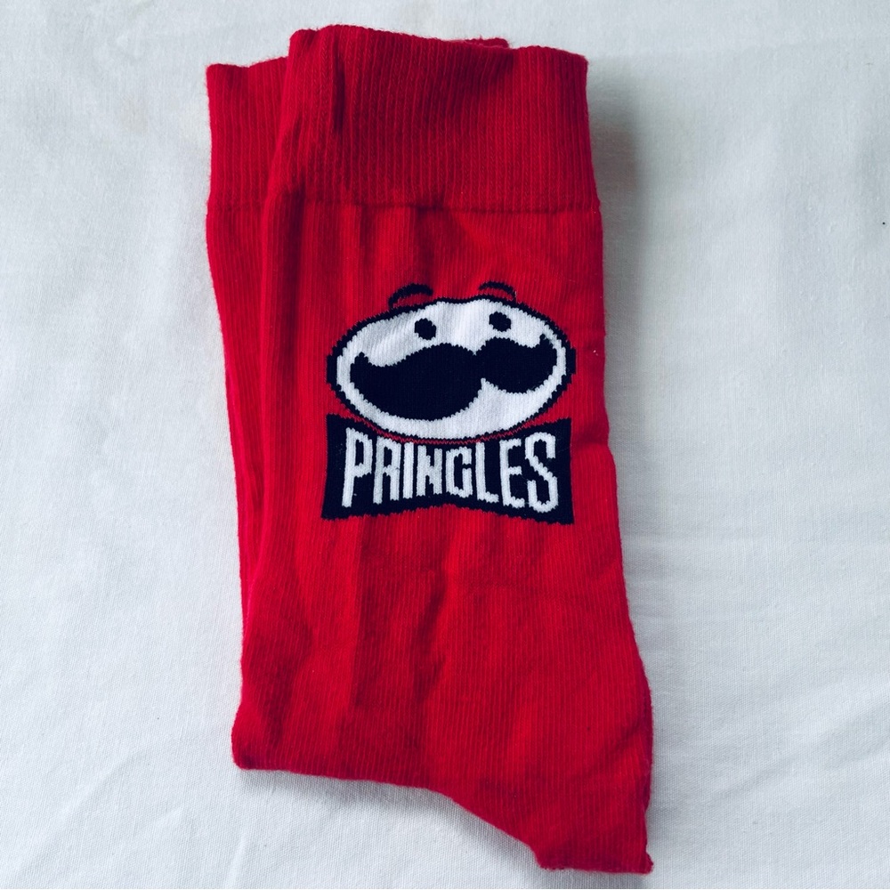 NWOT H&M Red Pringles Motif Novelty Socks Men’s Size 10-11.5